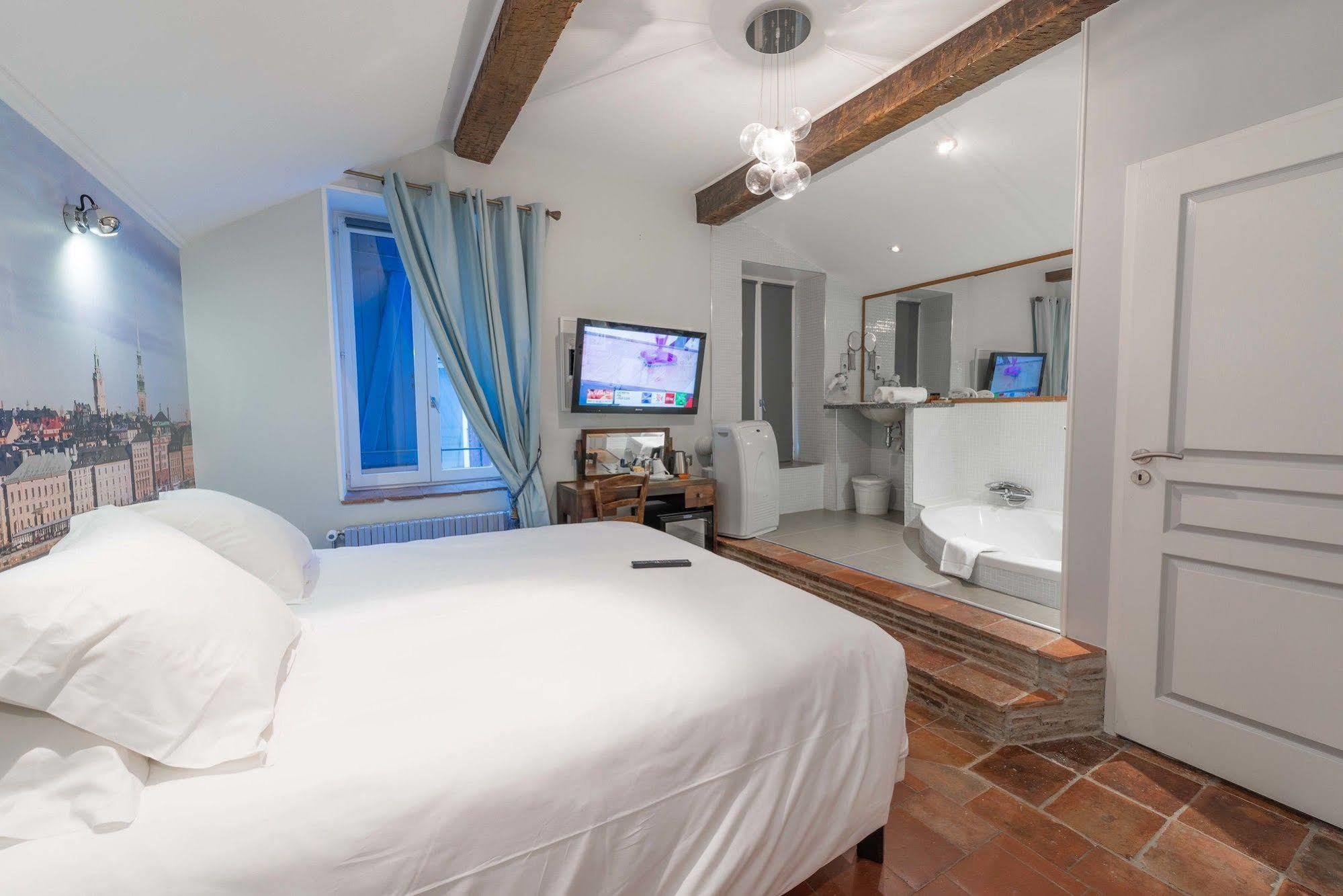 Europe Hotel Кастр Екстер'єр фото